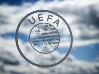 UEFA will an EM in zwölf Ländern festhalten UEFA will an EM in zwölf Ländern festhalten
