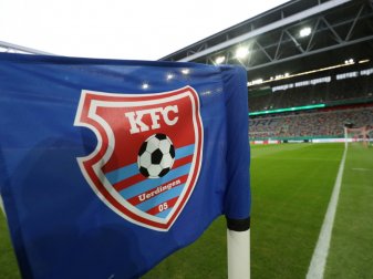 Partie zwischen Uerdingen und Ingolstadt vor Absage Partie zwischen Uerdingen und Ingolstadt vor Absage