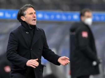 Laut einem Bericht der «Bild» steht Herthas Trainer Bruno Labbadia vor dem Aus. Foto: Soeren Stache/dpa-Zentralbild/POOL/dpa