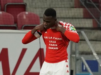 Mainzer Matchwinner gegen Leipzig: Moussa Niakhaté. Foto: Hasan Bratic/dpa Mainzer Matchwinner gegen Leipzig: Moussa Niakhaté. Foto: Hasan Bratic/dpa