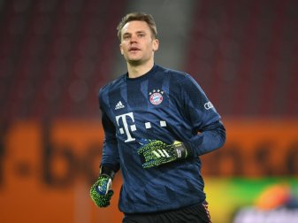 Neuer stellt gegen den Schalke 04 einen Rekord auf Neuer stellt gegen den Schalke 04 einen Rekord auf