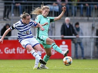 Tabea Waßmuth (r.) wechselt zum VfL Wolfsburg Tabea Waßmuth (r.) wechselt zum VfL Wolfsburg