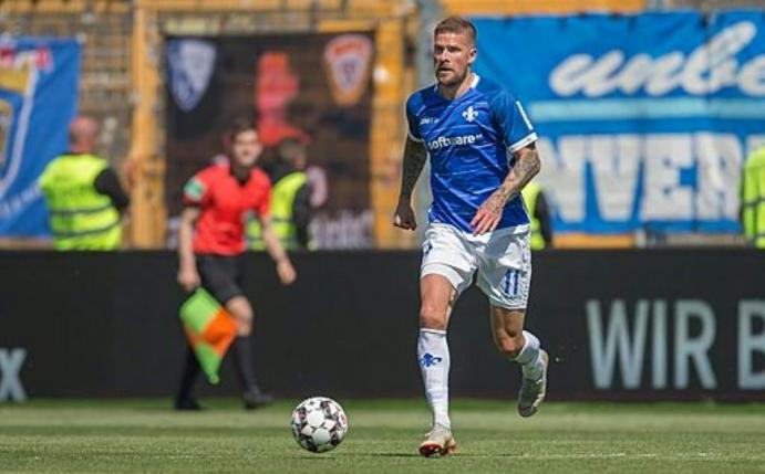 Tobias Kempe verlängert Vertrag bei Darmstadt