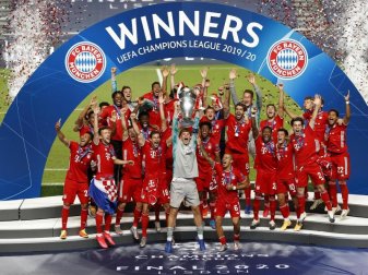 Der FC Bayern verbesserte sich in einem Platz in der Geldrangliste dem Deloitte-Report «Football Money League». Foto: Matthew Childs/Pool Reuters/AP/dpa Der FC Bayern verbesserte sich in einem Platz in der Geldrangliste dem Deloitte-Report «Football Money League». Foto: Matthew Childs/Pool Reuters/AP/dpa