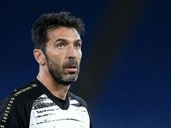 Buffon wegen Blasphemie vor Verbandsgericht