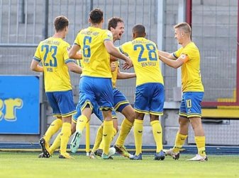 Braunschweig klettert aus Abstiegszone Braunschweig klettert aus Abstiegszone