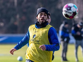 Hatte sich während der Coronavirus-Pandemie tätowieren lassen: Matheus Cunha von Hertha BSC. Foto: Andreas Gora/dpa Hatte sich während der Coronavirus-Pandemie tätowieren lassen: Matheus Cunha von Hertha BSC. Foto: Andreas Gora/dpa