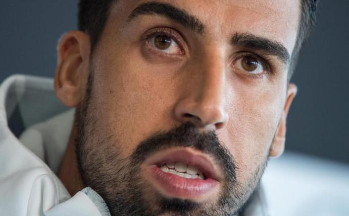 Unterschreibt am heutigen Montag wohl bei Hertha BSC: Sami Khedira kehrt in die Bundesliga zurück. Foto: picture alliance / Sebastian Gollnow/dpa