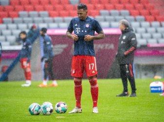 Steht noch immer vor einer ungeklärten Zukunft: Bayern-Profi Jérôme Boateng. Foto: Sven Hoppe/dpa