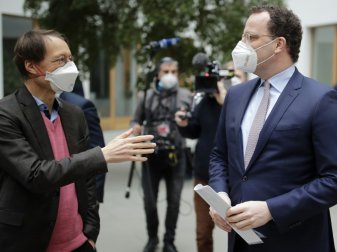 Karl Lauterbach: Einreiseverbot "richtige Entscheidung"
Karl Lauterbach: Einreiseverbot "richtige Entscheidung"