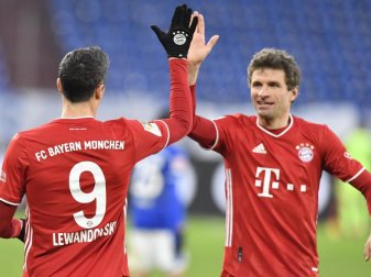 Bayerns Thomas Müller (r) ist weiter in überragender Form. Foto: Martin Meissner/Pool AP/dpa Bayerns Thomas Müller (r) ist weiter in überragender Form. Foto: Martin Meissner/Pool AP/dpa