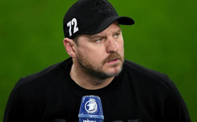 Hatte nach der DFB-Pokalniederlage beim BVB mit harscher Kritik am Schiedsrichter für Wirbel gesorgt: Steffen Baumgart. Foto: Frederic Scheidemann/Getty Images Europe/Pool/dpa