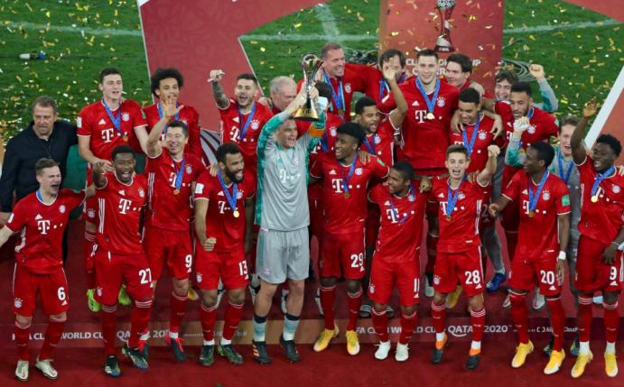 Sextuple-Gewinner FC Bayern sicher in München gelandet