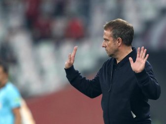 Die Statistik spricht für den Cheftrainer von Bayern München: Hansi Flick reagiert am Spielfeldrand. Foto: Mahmoud Hefnawy/dpa Die Statistik spricht für den Cheftrainer von Bayern München: Hansi Flick reagiert am Spielfeldrand. Foto: Mahmoud Hefnawy/dpa