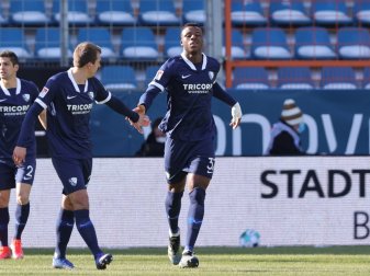 Bochum schließt zu Spitzenreiter HSV auf Bochum schließt zu Spitzenreiter HSV auf