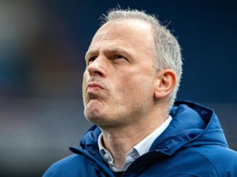 Schalkes Sportvorstand Jochen Schneider wird den Club im Sommer verlassen. Foto: Guido Kirchner/dpa Schalkes Sportvorstand Jochen Schneider wird den Club im Sommer verlassen. Foto: Guido Kirchner/dpa