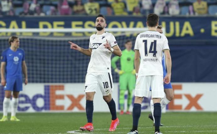 Dabbur (M) brachte Hoffenheim gegen Molde früh in Führung. Foto: Alberto Saiz/AP/dpa