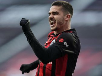 Droht ausgerechnet gegen den FC Bayern auszufallen: Eintracht-Torjäger André Silva. Foto: Thomas Frey/dpa Droht ausgerechnet gegen den FC Bayern auszufallen: Eintracht-Torjäger André Silva. Foto: Thomas Frey/dpa