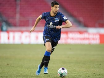 Erstmals in der Startelf von Hertha BSC: Sami Khedira. Foto: Tom Weller/dpa Erstmals in der Startelf von Hertha BSC: Sami Khedira. Foto: Tom Weller/dpa