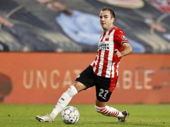 Mit seinem ersten Doppelpack in der Eredivisie hat Mario Götze der PSV Eindhoven zum 3:1 (0:1)-Sieg über Vitesse Arnheim verholfen. Foto: Maurice Van Steen/ANP/dpa