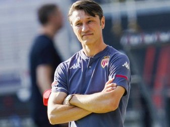 Kovac greift mit der AS Monaco in den Titelkampf der französischen Ligue 1 ein. Foto: Uwe Anspach/dpa/Archivbild Kovac greift mit der AS Monaco in den Titelkampf der französischen Ligue 1 ein. Foto: Uwe Anspach/dpa/Archivbild
