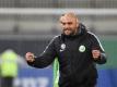 Trainer Stefan Lerch trifft mit den Fußballerinnen des VfL Wolfsburg in Ungarn auf den LSK Kvinner aus Norwegen. Foto: Hermann Hay/Citypress24/dpa