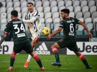 Ronaldo trifft doppelt Ronaldo trifft doppelt