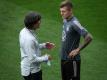 Kroos stellt Löws Entscheidung infrage