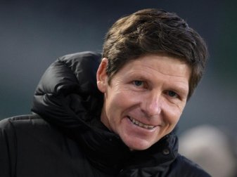 Wolfsburgs Trainer Oliver Glasner konzentriert sich voll auf den nächsten Gegner Hertha BSC. Foto: Swen Pförtner/dpa Wolfsburgs Trainer Oliver Glasner konzentriert sich voll auf den nächsten Gegner Hertha BSC. Foto: Swen Pförtner/dpa