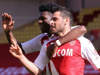 Kevin Volland (r.) schießt das 2:0 in der 89. Minute Kevin Volland (r.) schießt das 2:0 in der 89. Minute