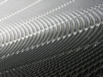 Blick in das leere Berliner Olympiastadion mit den scheinbar endlosen Sitzreihen für die Zuschauer. Foto: Kathrin Brunnhofer/dpa Blick in das leere Berliner Olympiastadion mit den scheinbar endlosen Sitzreihen für die Zuschauer. Foto: Kathrin Brunnhofer/dpa