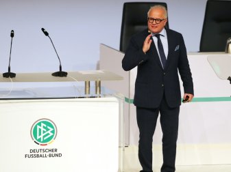 Keller wendet sich in einem Brief an Kanzlerin Merkel