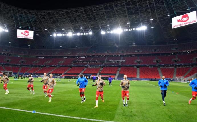 Auch das Rückspiel zwischen dem FC Liverpool und RB Leipzig könnte in Budapest stattfinden. Foto: Marton Monus/dpa