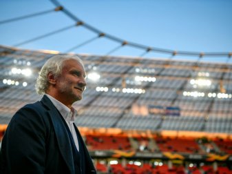 Völler nimmt die Mannschaft in die Pflicht