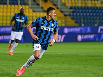 Alexis Sanchez trifft doppelt Alexis Sanchez trifft doppelt