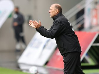 Joe Enochs und Zwickau verschaffen sich Luft nach unten Joe Enochs und Zwickau verschaffen sich Luft nach unten