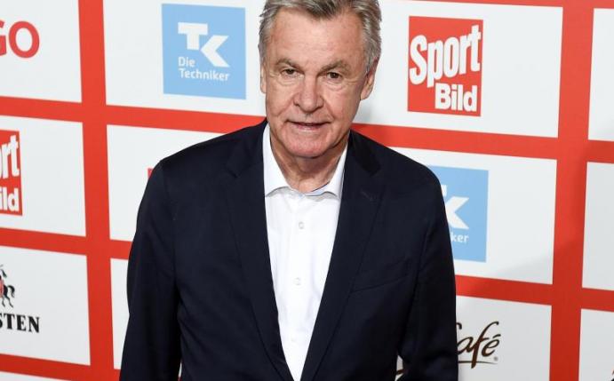 Spricht sich gegen Ausstiegsklauseln aus: Ottmar Hitzfeld. Foto: Axel Heimken/dpa