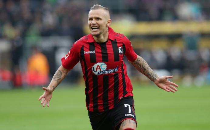 Jonathan Schmid feiert seinen 273. Bundesliga-Einsatz
