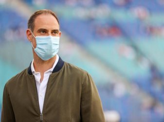 Rechnet mit 60 Millionen Euro Verlust durch die Corona-Krise: Leipzig-Boss Oliver Mintzlaff. Foto: Jan Woitas/dpa-Zentralbild/dpa Rechnet mit 60 Millionen Euro Verlust durch die Corona-Krise: Leipzig-Boss Oliver Mintzlaff. Foto: Jan Woitas/dpa-Zentralbild/dpa