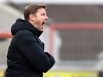 Kann mit Bremen einen großen Schritt Richtung Klassenerhalt machen: Werder-Coach Florian Kohfeldt. Foto: Rolf Vennenbernd/dpa Kann mit Bremen einen großen Schritt Richtung Klassenerhalt machen: Werder-Coach Florian Kohfeldt. Foto: Rolf Vennenbernd/dpa
