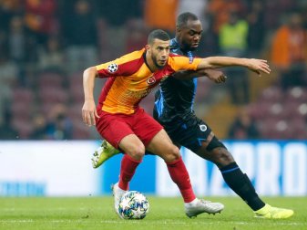 Muss Galatasaray Istanbul verlassen: Younes Belhanda (l). Foto: Bruno Fahy/BELGA/dpa Muss Galatasaray Istanbul verlassen: Younes Belhanda (l). Foto: Bruno Fahy/BELGA/dpa