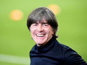 Löw will auch nach Abschied weiter als Trainer arbeiten Löw will auch nach Abschied weiter als Trainer arbeiten