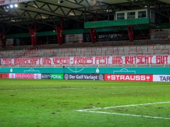 Der 1. FC Union Berlin setzt in der Bundesliga Corona-Schnelltests für Personen ein, die im Rahmen des Sonderspielbetriebes im Stadion sind. Foto: Andreas Gora/dpa Der 1. FC Union Berlin setzt in der Bundesliga Corona-Schnelltests für Personen ein, die im Rahmen des Sonderspielbetriebes im Stadion sind. Foto: Andreas Gora/dpa