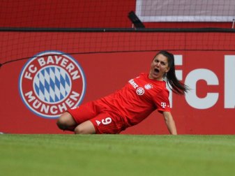 Die Bayern-Frauen um Jovana Damnjanovic hatten Losglück. Foto: Adam Pretty/Getty Images Europe/Pool/dpa