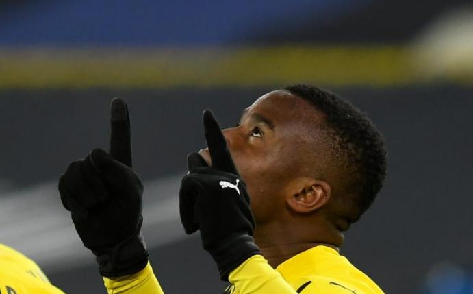 Moukoko erzielte beim 2:0-Heimsieg gegen Hertha BSC das 250. Joker-Tor des BVB in der Bundesliga. Foto: Bernd Thissen/dpa