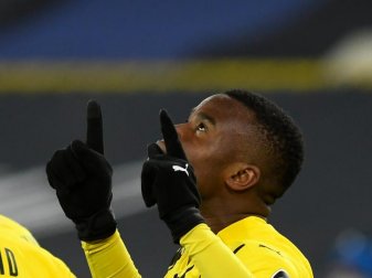 Moukoko erzielte beim 2:0-Heimsieg gegen Hertha BSC das 250. Joker-Tor des BVB in der Bundesliga. Foto: Bernd Thissen/dpa Moukoko erzielte beim 2:0-Heimsieg gegen Hertha BSC das 250. Joker-Tor des BVB in der Bundesliga. Foto: Bernd Thissen/dpa