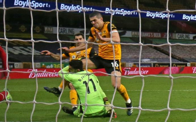 Rui Patricio stieß mit Conor Coady (r.) zusammen