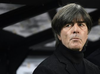 Gislason-Anfeindungen: Löw findet deutliche Worte Gislason-Anfeindungen: Löw findet deutliche Worte