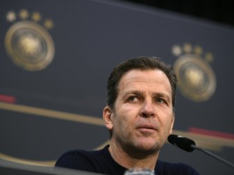 Bierhoff hält mit DFB an EM-Planung fest Bierhoff hält mit DFB an EM-Planung fest