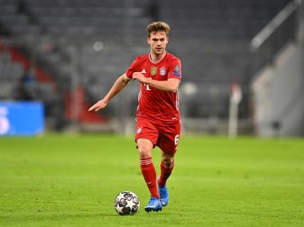 Joshua Kimmich droht gegen Stuttgart auszufallen Joshua Kimmich droht gegen Stuttgart auszufallen
